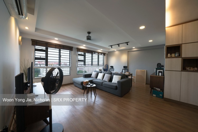 Woodlands Drive 50 thumbnail photo